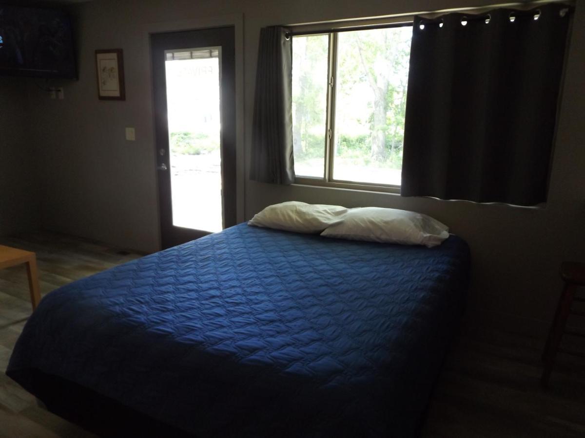 Big Spirit Resort Spirit Lake 外观 照片