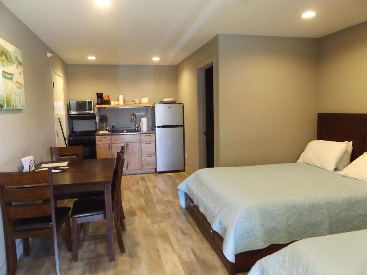 Big Spirit Resort Spirit Lake 外观 照片